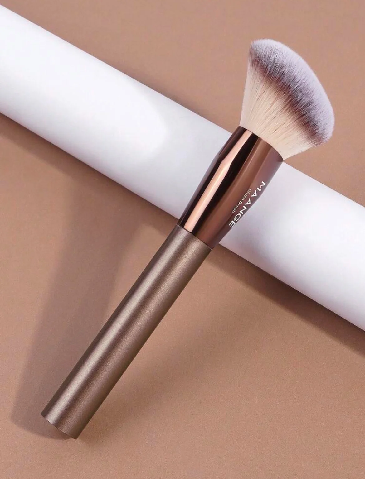 MAANGE Professionnal Blush Facial Brush MAANGE Professionnal Blush Facial Brush