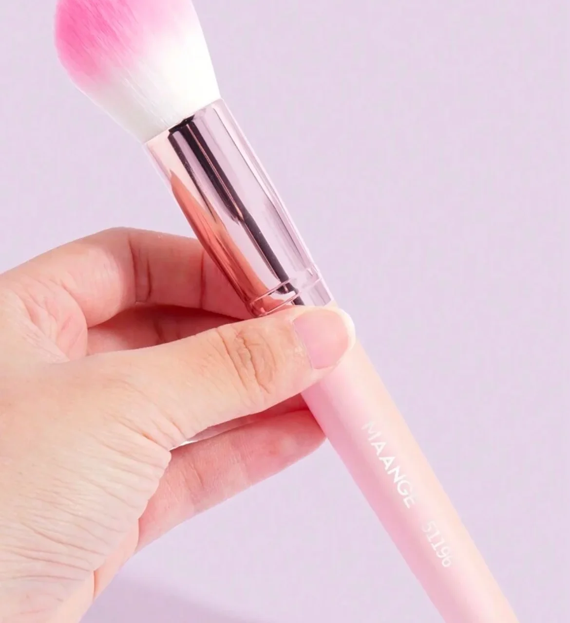 MAANGE Professionnal Blush Brush