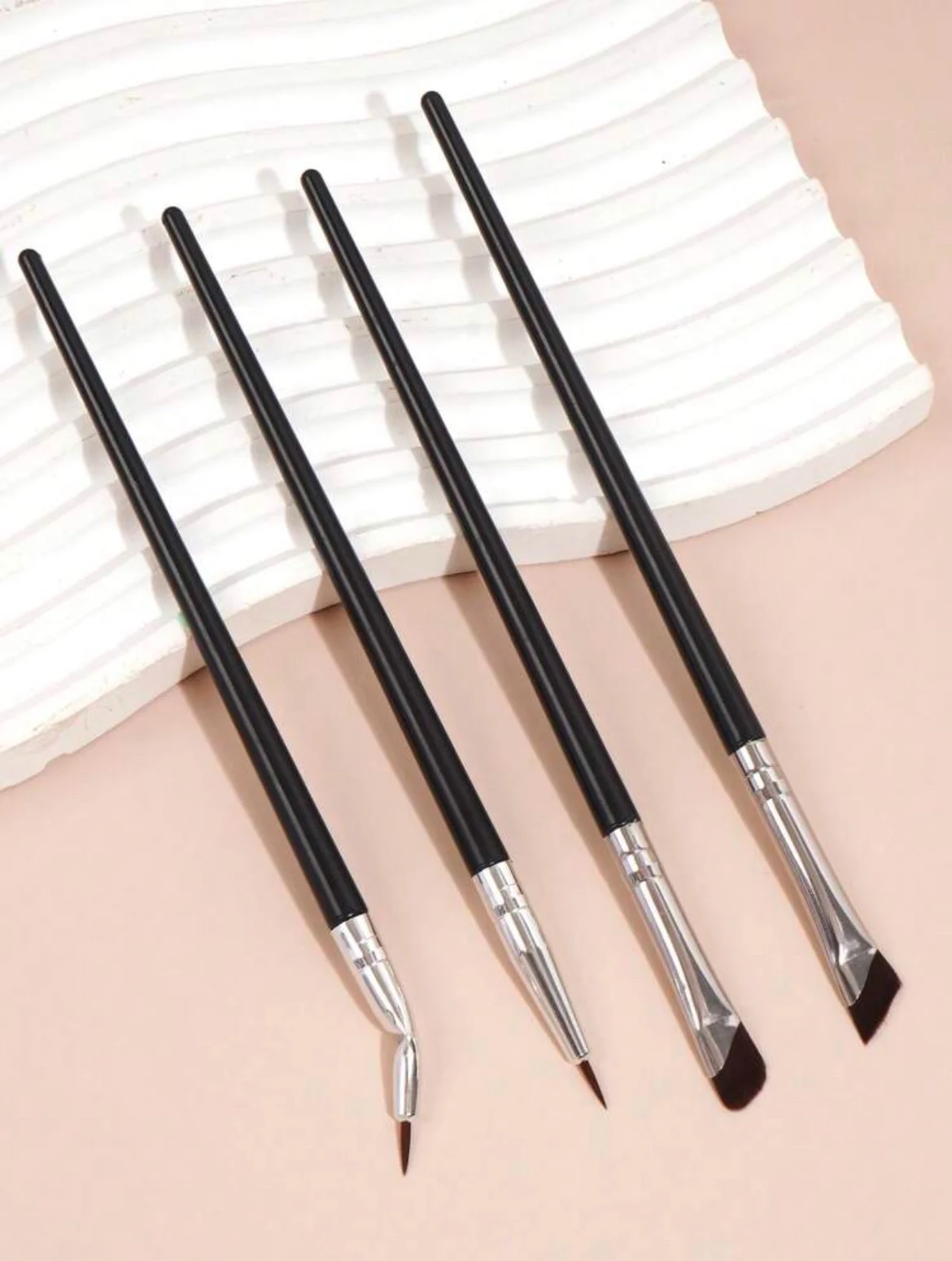 MAANGE Professionnal Eye Brush Set De 4 Pièces MAANGE Professionnal Eye Brush Set De 4 Pièces