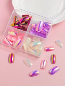 VV MEIJIAER Press-On Nails 96 Pièces Réutilisables Carrés Courts (Mermaid White/Purple/Pink/Peach Pink) Avec Boîte + Feuille Adhésive + Mini Lime - ZJ304