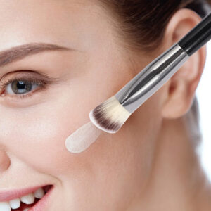 MAANGE Professionnal Triangle Concealer Brush MAANGE Professionnal Triangle Concealer Brush
