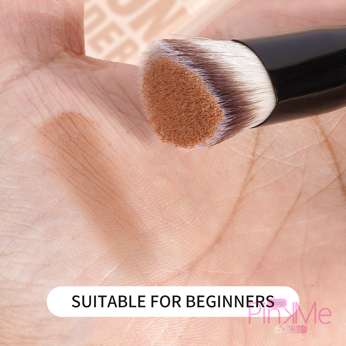 MAANGE Professionnal Triangle Concealer Brush MAANGE Professionnal Triangle Concealer Brush