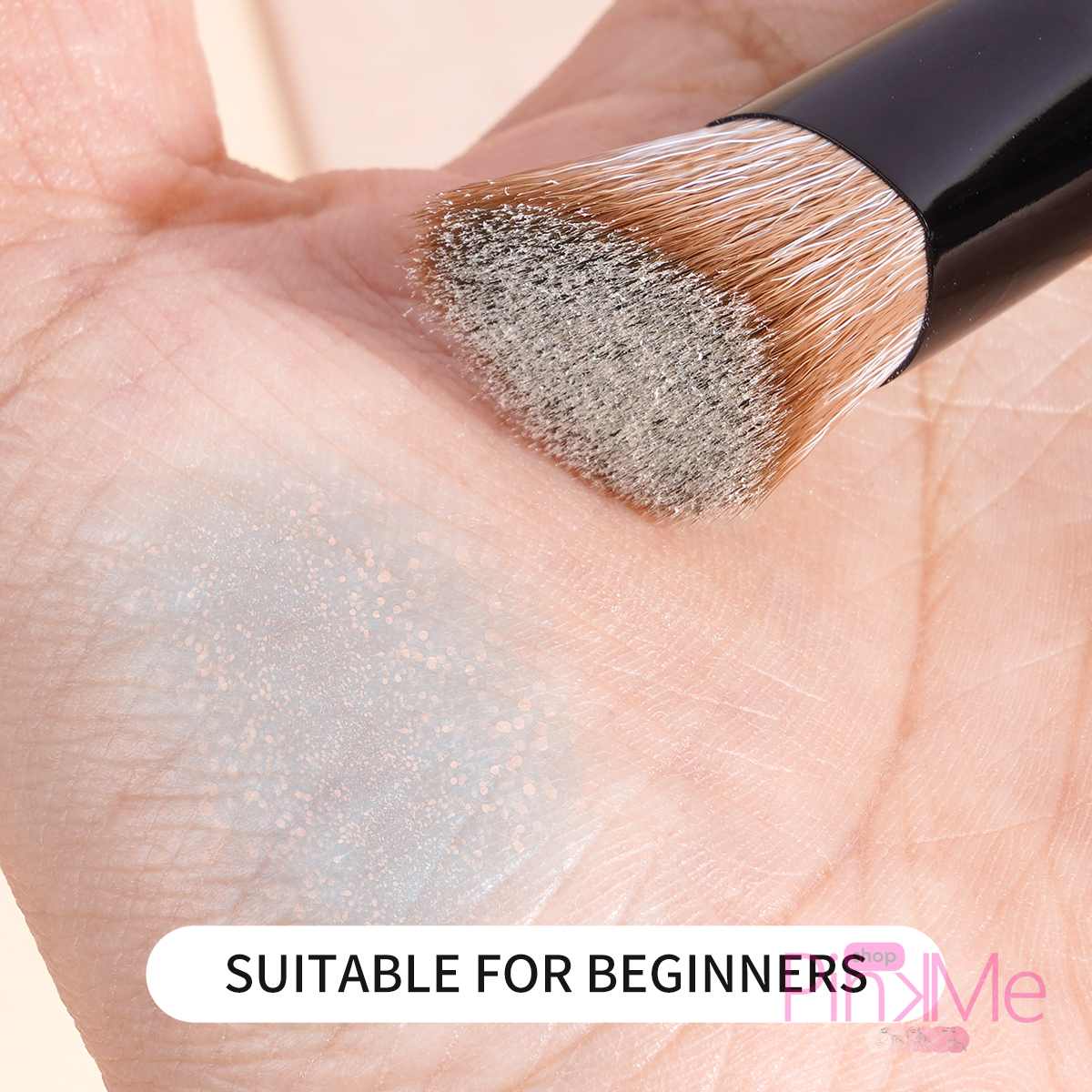MAANGE Professionnal Triangle Concealer Brush MAANGE Professionnal Triangle Concealer Brush