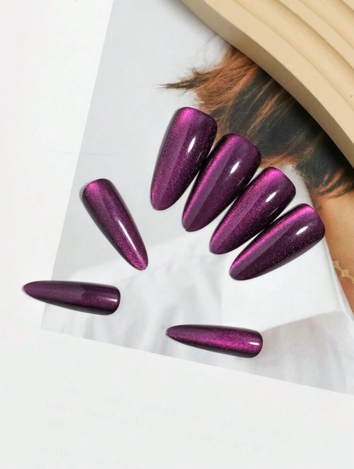VV MEIJIAER Press-On Nails 30 Pièces Réutilisables Stiletto Longue (Rouge Vampire) + Feuille Adhésive + Mini Lime - ZJ242