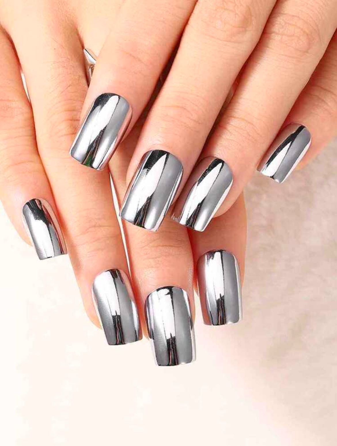 VV MEIJIAER Press-On Nails 24 Pièces Carrés Long (Métal Argenté) + Feuille Adhésive + Mini Lime - ZJ493 VV MEIJIAER Press-On Nails 24 Pièces Carrés Long (Métal Argenté) + Feuille Adhésive + Mini Lime - ZJ493