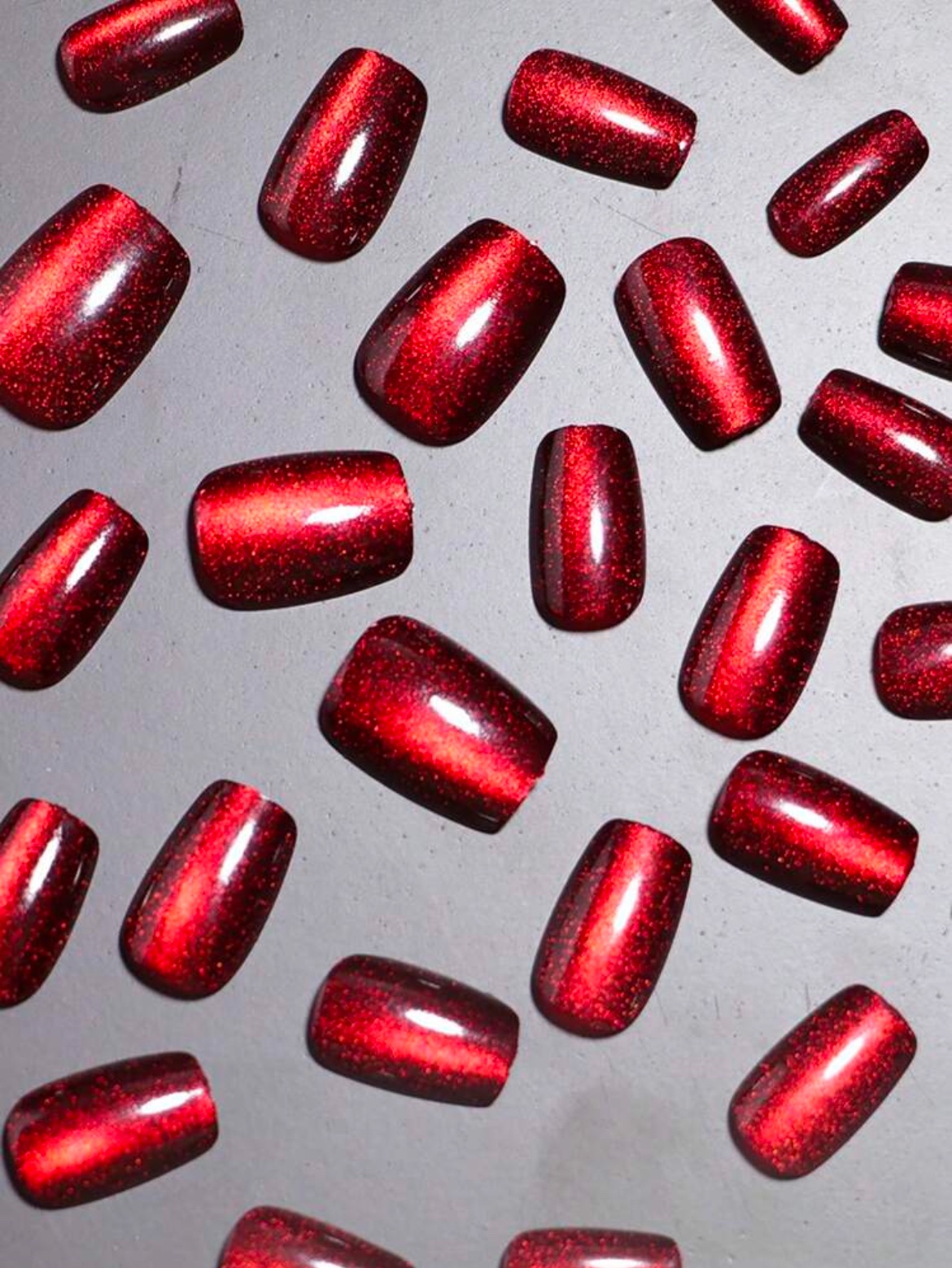 VV MEIJIAER Press-On Nails 30 Pièces Réutilisables Moyen (Rouge) + Feuille Adhésive + Mini Lime - ZJ290 VV MEIJIAER Press-On Nails 30 Pièces Réutilisables Moyen (Rouge) + Feuille Adhésive + Mini Lime - ZJ290