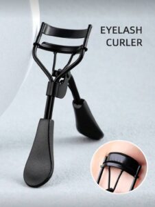 Monkids Recourbe Cils Portatif Avec Coussinet “Pad” En Silicone – MKN (Black/Black) Monkids Recourbe Cils Portatif Avec Coussinet “Pad” En Silicone – MKN (Black/Black)