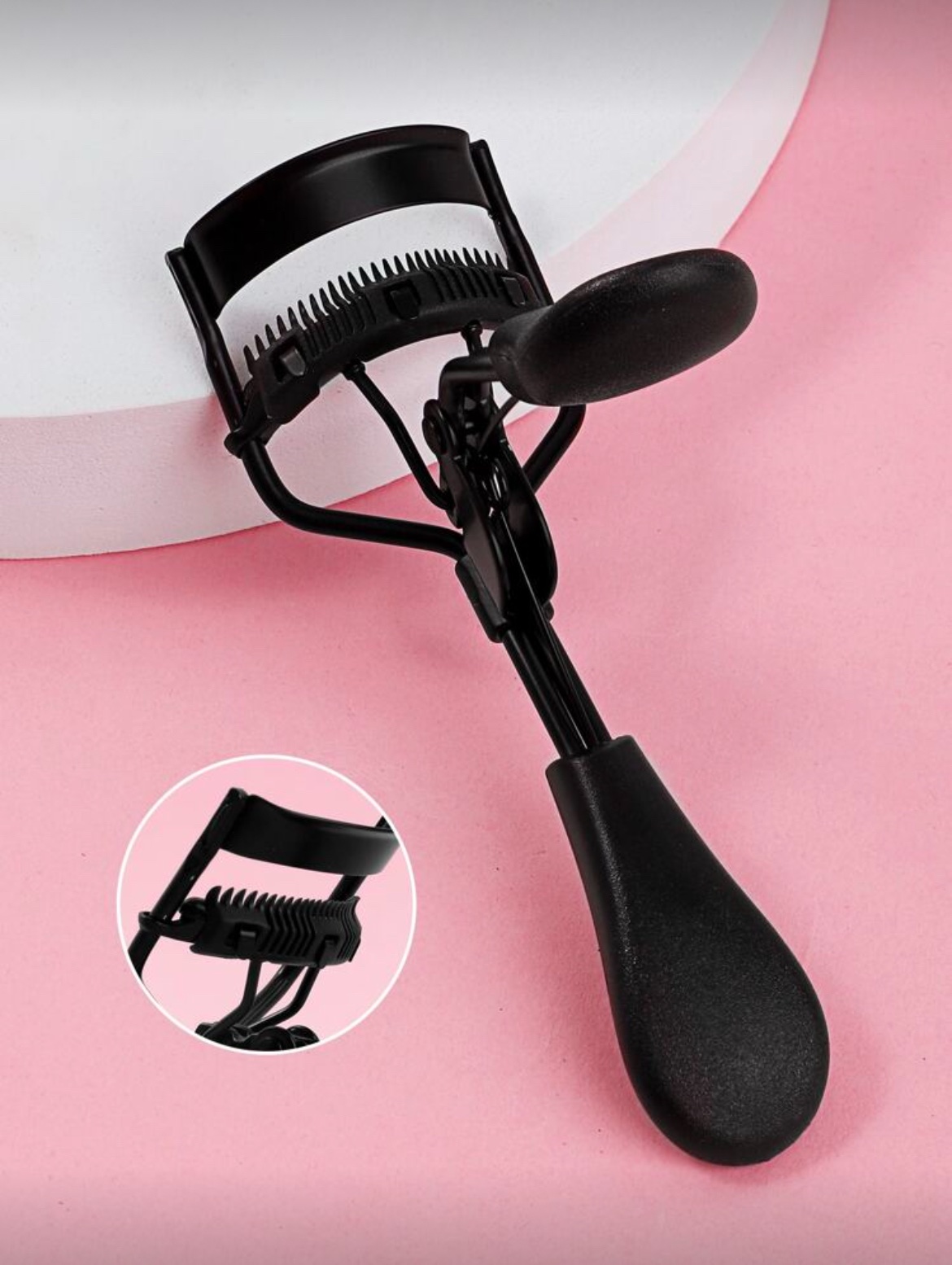 Monkids Recourbe Cils Portatif Avec Peigne et Coussinet “Pad” En Silicone – MKN (Black/Black)