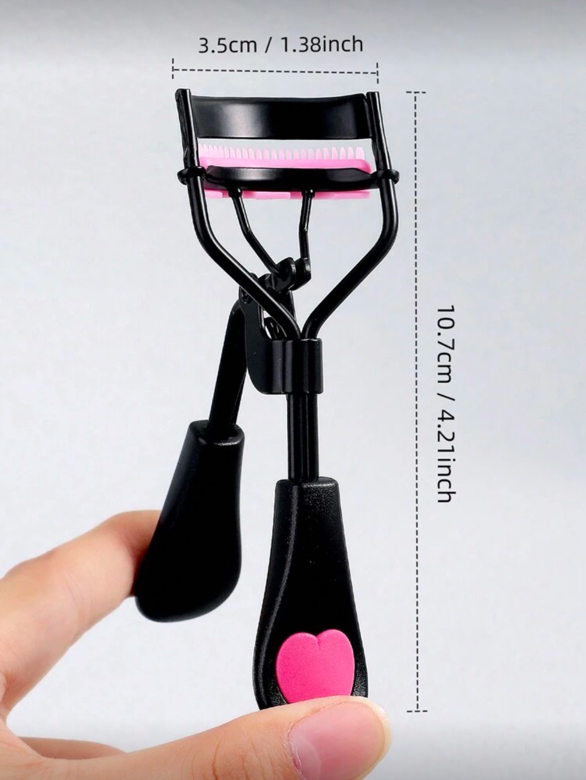 Monkids Recourbe Cils Portatif Avec Peigne et Coussinet “Pad” En Silicone – MKP (Noir/Rose Point) Monkids Recourbe Cils Portatif Avec Peigne et Coussinet “Pad” En Silicone – MKP (Noir/Rose Point)
