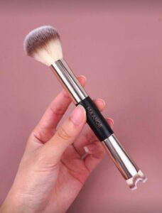 MAANGE Pro Single Double-End Makeup Brush MAANGE Pro Single Double-End Makeup Brush