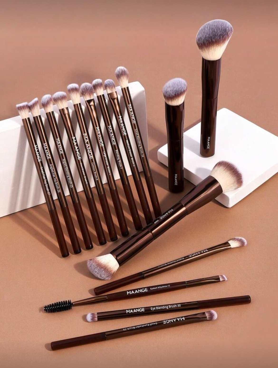MAANGE MakeUp Brush Set De 16 Pièces With BAG